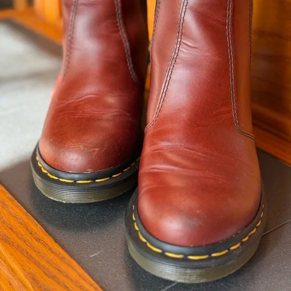 Dr. Martens Heeled Chelsea Boots - size 7 - Picture 8 of 13
